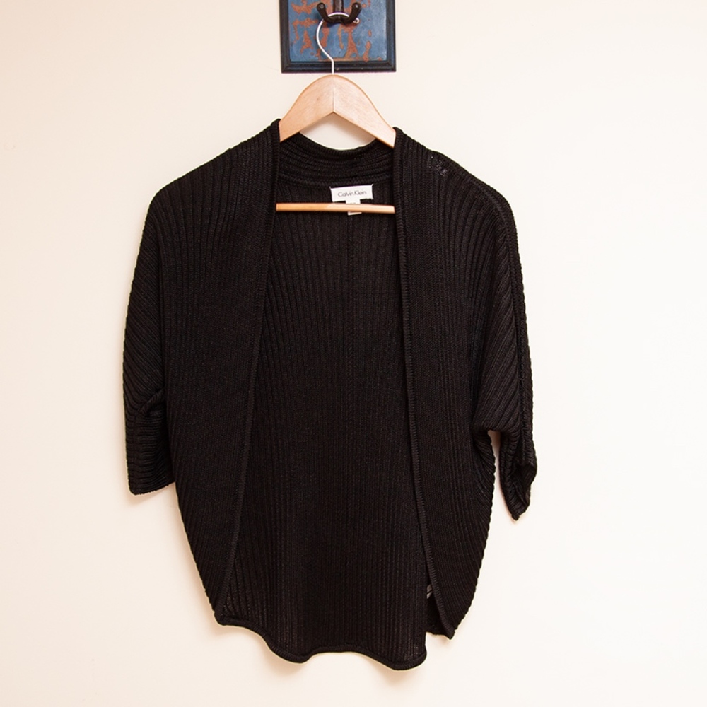 Calvin Klein Ribbed Shrug Size Small